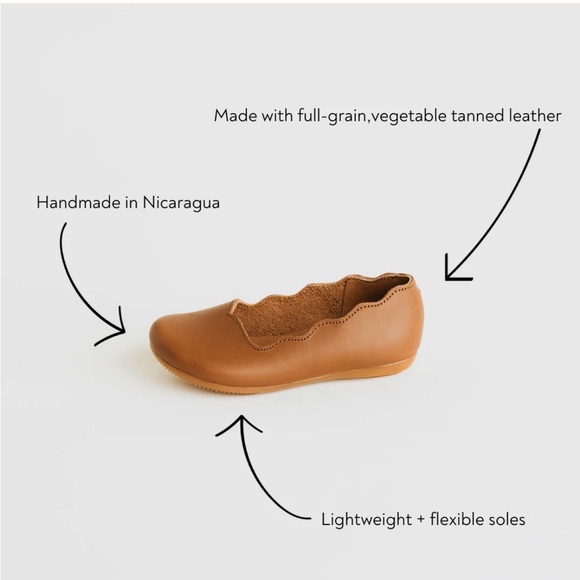 Adelisa & Co Children’s Leather Mary Jane’s Like-New - Picture 2 of 12